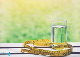 آیا نوشیدن آب به کاهش وزن کمک می‌کند؟