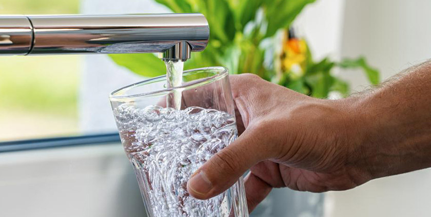 چگونه تشخیص دهیم آب برای نوشیدن بی خطر است